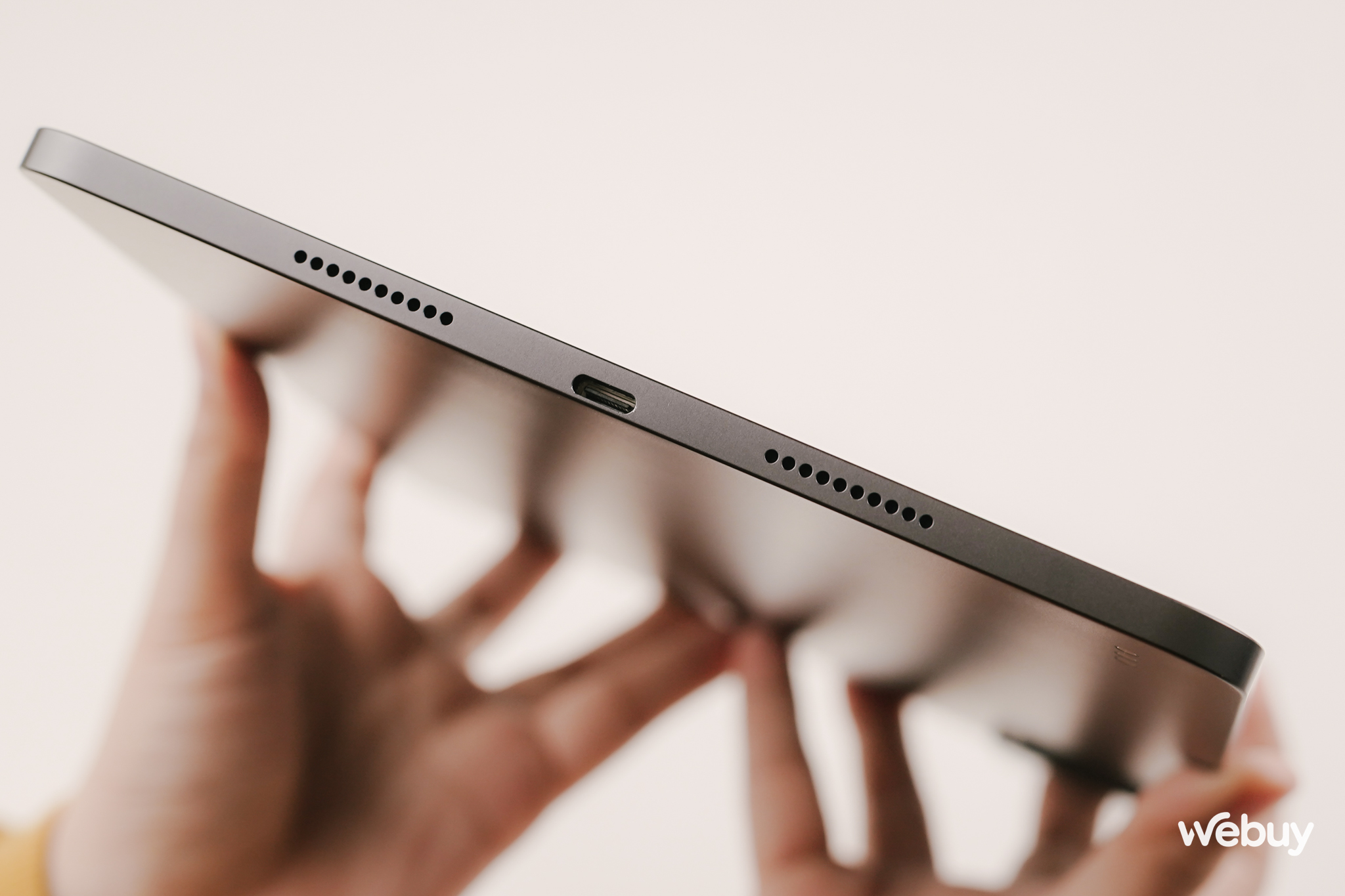 Đây là Xiaomi Pad 7 Pro: Trải nghiệm vừa lạ mà lại vừa quen, có thêm combo bàn phím và bút cảm ứng dùng cực ngon, giá vẫn rẻ hơn iPad- Ảnh 2. Đây là Xiaomi Pad 7 Pro: Trải nghiệm vừa lạ mà lại vừa quen, có thêm combo bàn phím và bút cảm ứng dùng cực ngon, giá vẫn rẻ hơn iPad- Ảnh 2.
