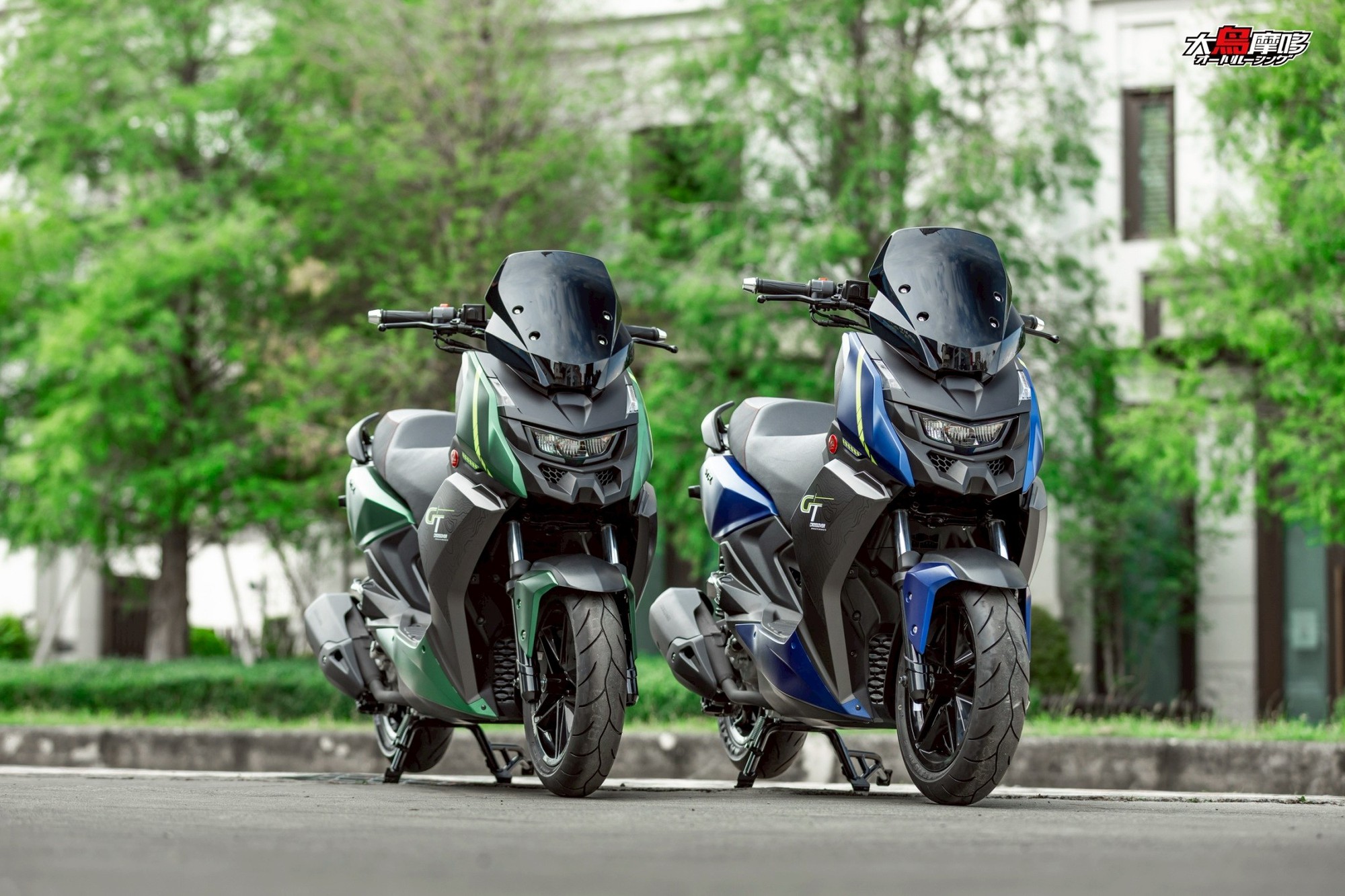 Ở Việt Nam có 2 mẫu xe tay ga vừa ra mắt: Một mẫu ăn xăng 1,9L/100km, một mẫu khỏe gấp 3 lần Vision- Ảnh 16. Ở Việt Nam có 2 mẫu xe tay ga vừa ra mắt: Một mẫu ăn xăng 1,9L/100km, một mẫu khỏe gấp 3 lần Vision- Ảnh 16.