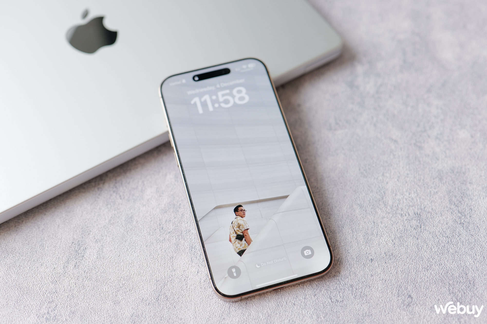 Tận dụng tính năng này trên iOS 18.1, tôi có thể tự tạo hình nền cực xịn trong một nốt nhạc- Ảnh 6. Tận dụng tính năng này trên iOS 18.1, tôi có thể tự tạo hình nền cực xịn trong một nốt nhạc- Ảnh 6.