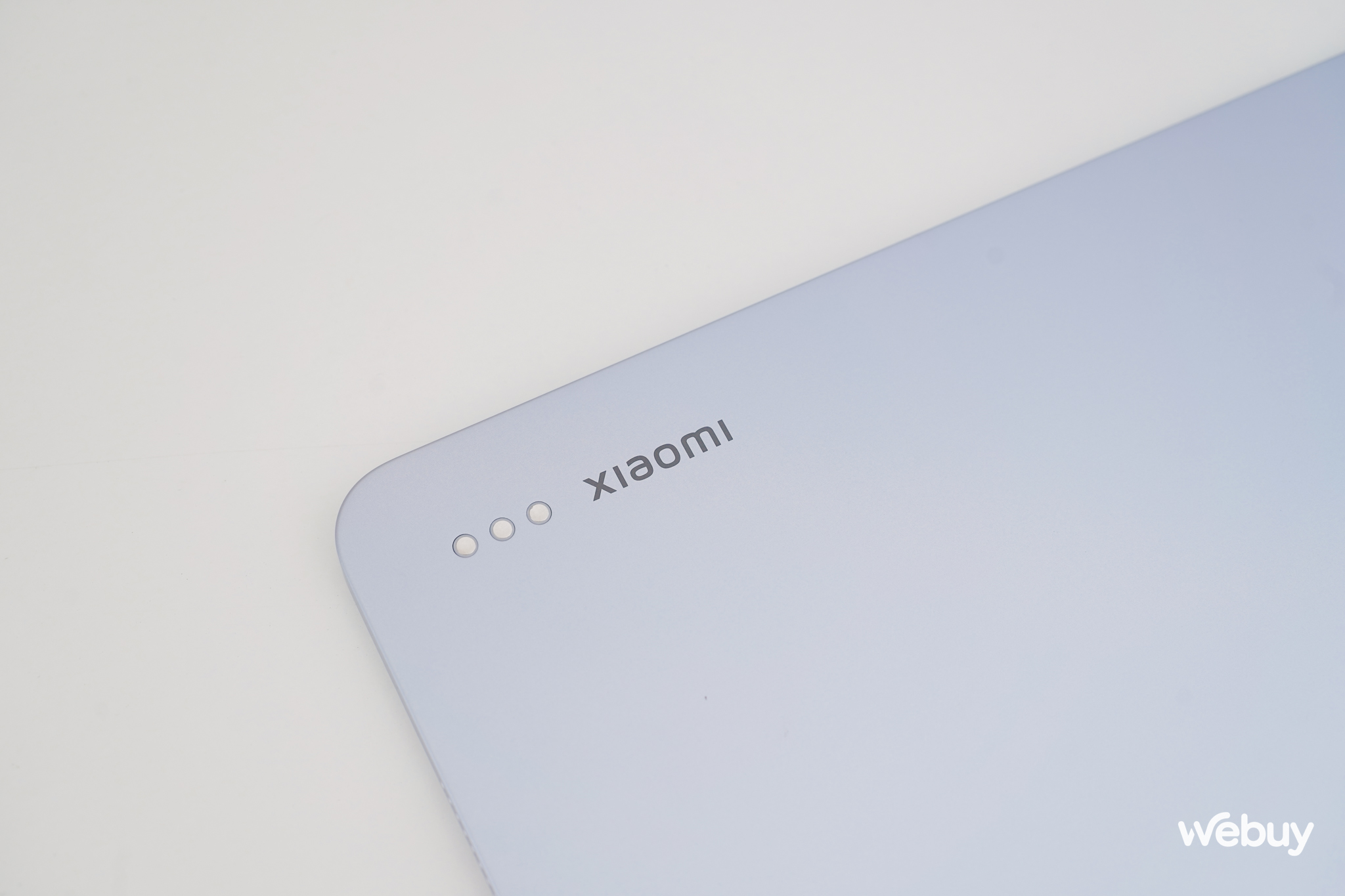 Cận cảnh Xiaomi Pad 7: Thiết kế đẹp như iPad Pro, chip Snapdragon 7+ Gen 3, có cả bàn phím Cận cảnh Xiaomi Pad 7: Thiết kế đẹp như iPad Pro, chip Snapdragon 7+ Gen 3, có cả bàn phím