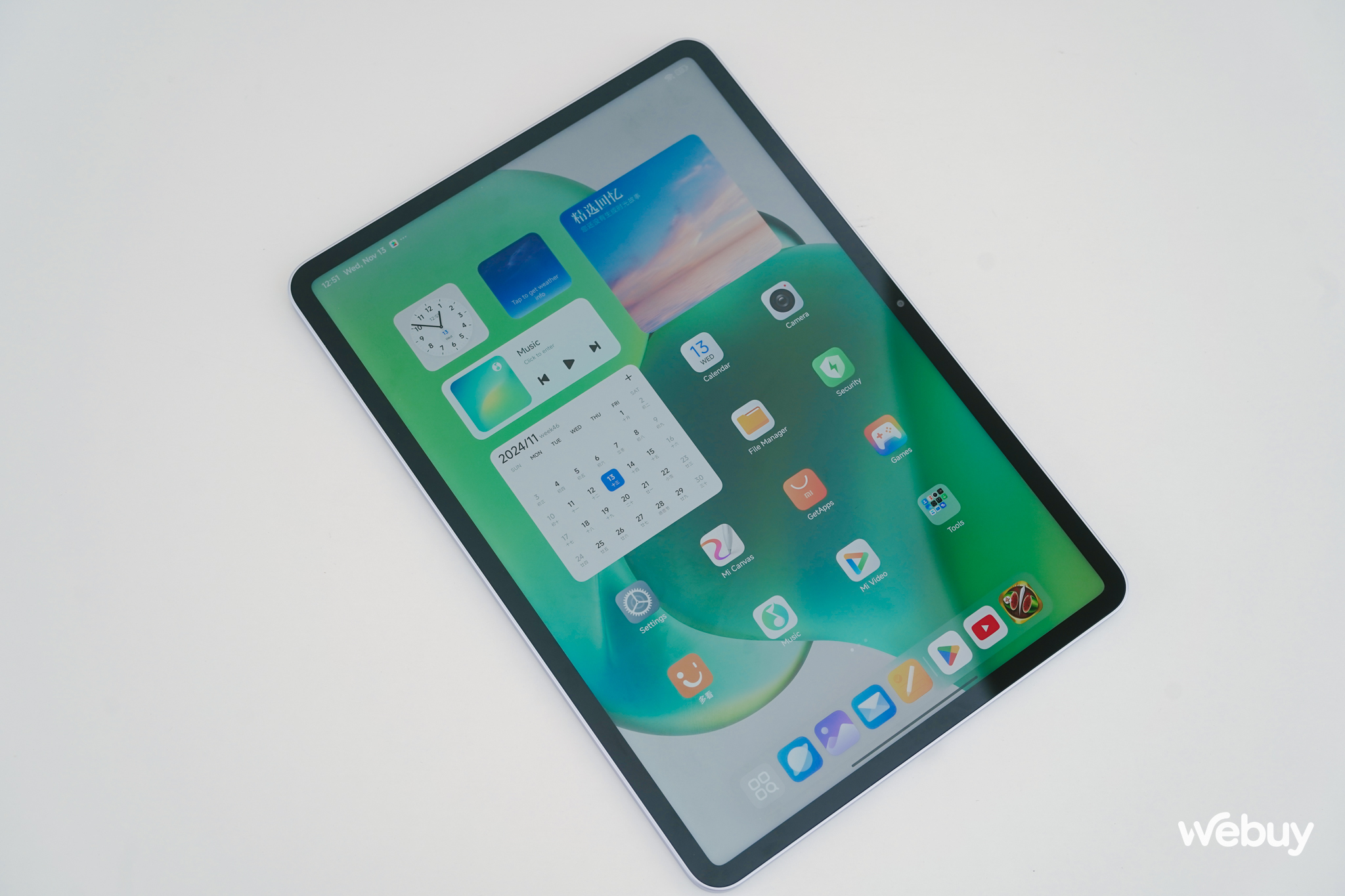Cận cảnh Xiaomi Pad 7: Thiết kế đẹp như iPad Pro, chip Snapdragon 7+ Gen 3, có cả bàn phím Cận cảnh Xiaomi Pad 7: Thiết kế đẹp như iPad Pro, chip Snapdragon 7+ Gen 3, có cả bàn phím