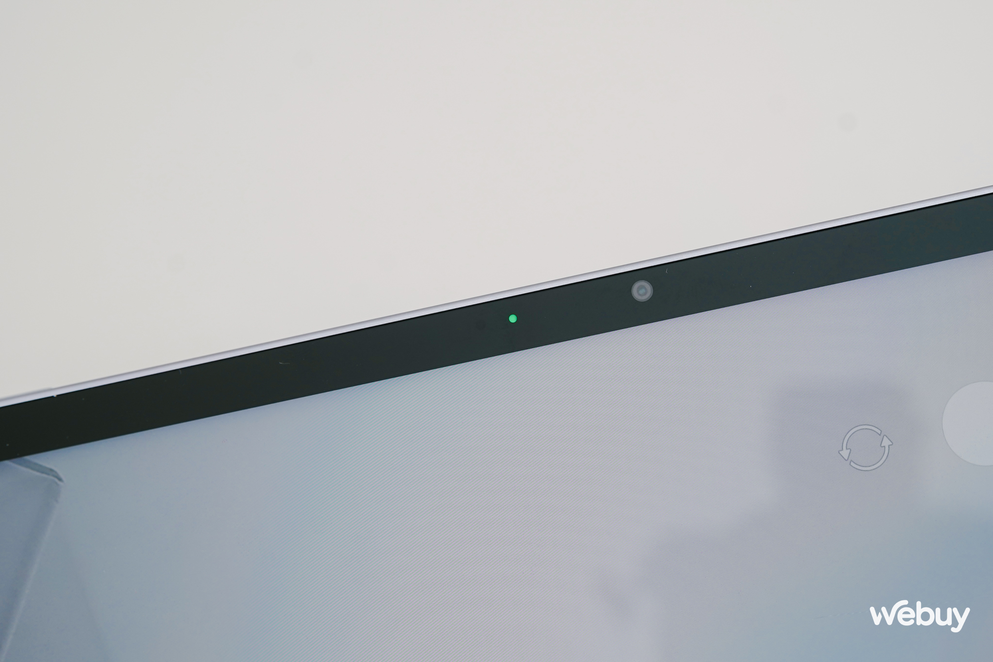 Cận cảnh Xiaomi Pad 7: Thiết kế đẹp như iPad Pro, chip Snapdragon 7+ Gen 3, có cả bàn phím Cận cảnh Xiaomi Pad 7: Thiết kế đẹp như iPad Pro, chip Snapdragon 7+ Gen 3, có cả bàn phím