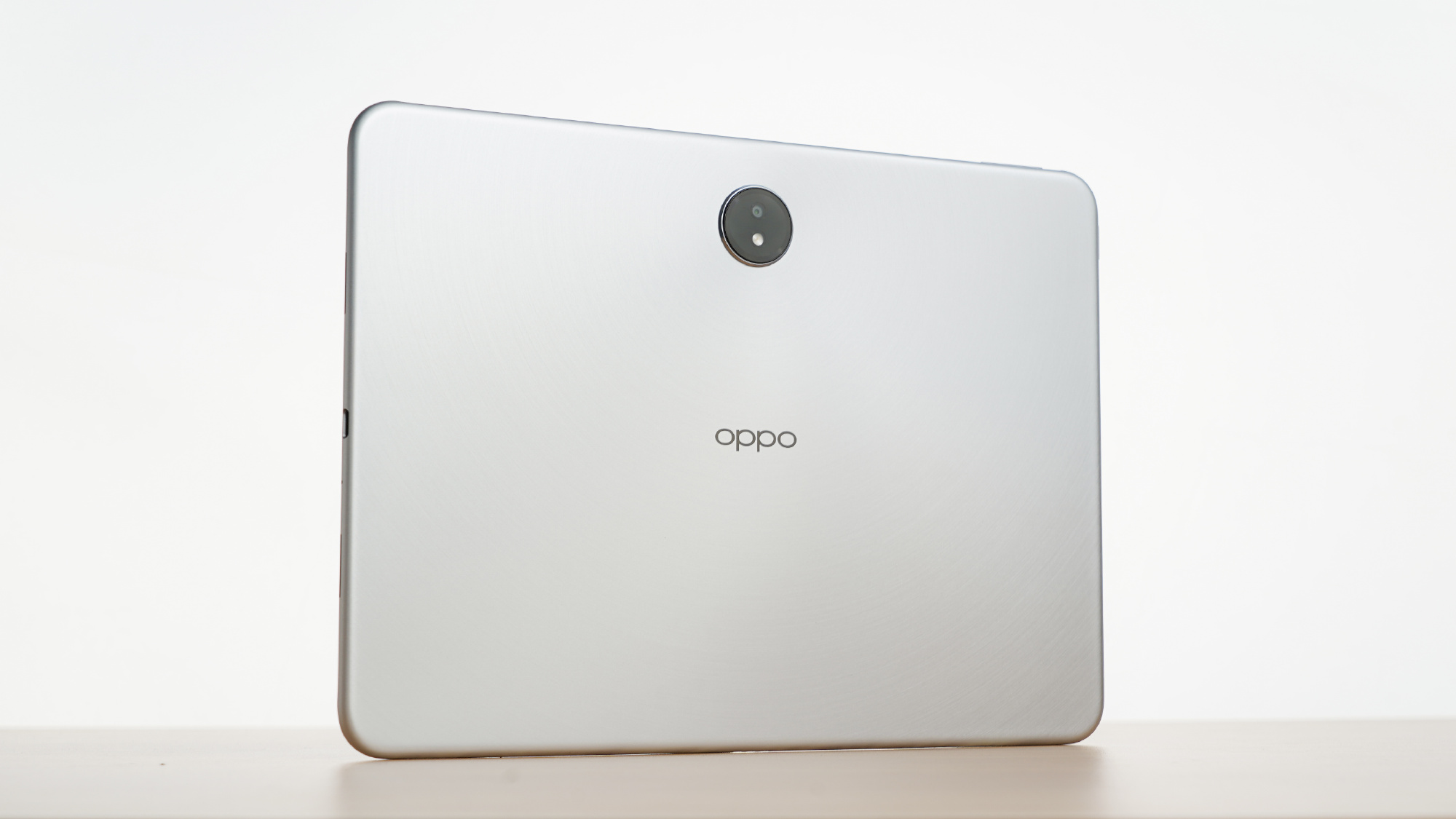 Trên tay máy tính bảng OPPO giá rẻ: Màn hình 11 inch 144Hz, pin 9.510mAh- Ảnh 1. Trên tay máy tính bảng OPPO giá rẻ: Màn hình 11 inch 144Hz, pin 9.510mAh- Ảnh 1.