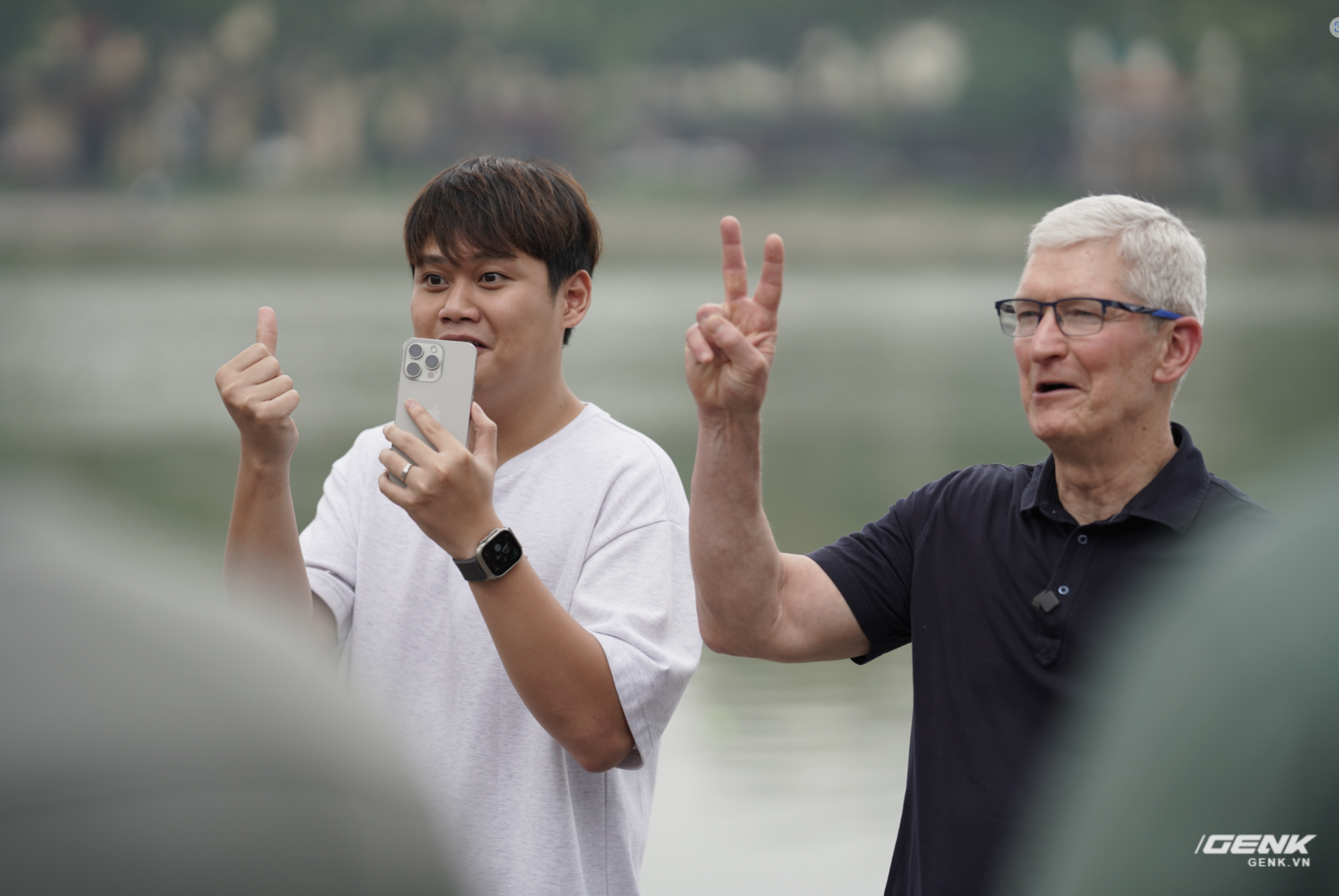 Nhìn lại năm 2024 của Apple: Mở bán Vision Pro, iPad Pro có Tandem OLED, sức mạnh khủng khiếp của M4 series, cậu bé tí hon Mac mini và chuyến thăm Việt Nam của Tim Cook- Ảnh 27. Nhìn lại năm 2024 của Apple: Mở bán Vision Pro, iPad Pro có Tandem OLED, sức mạnh khủng khiếp của M4 series, cậu bé tí hon Mac mini và chuyến thăm Việt Nam của Tim Cook- Ảnh 27.