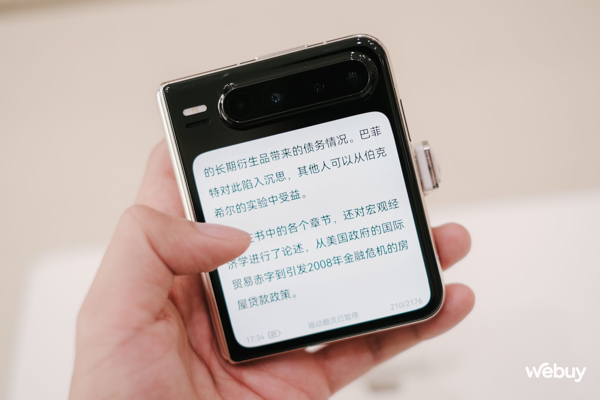 Huawei thắng lớn tại quê nhà: Thị phần điện thoại gập chiếm 76%, bán những thứ mà không hãng nào dám bán- Ảnh 5. Huawei thắng lớn tại quê nhà: Thị phần điện thoại gập chiếm 76%, bán những thứ mà không hãng nào dám bán- Ảnh 5.